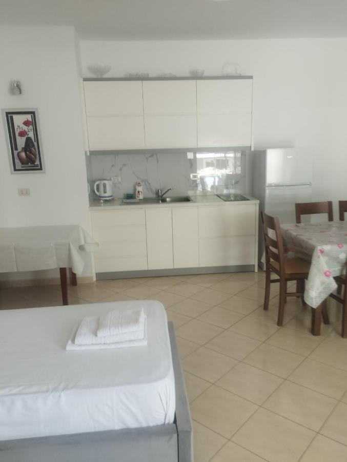 Ksamil Holiday Apartment *